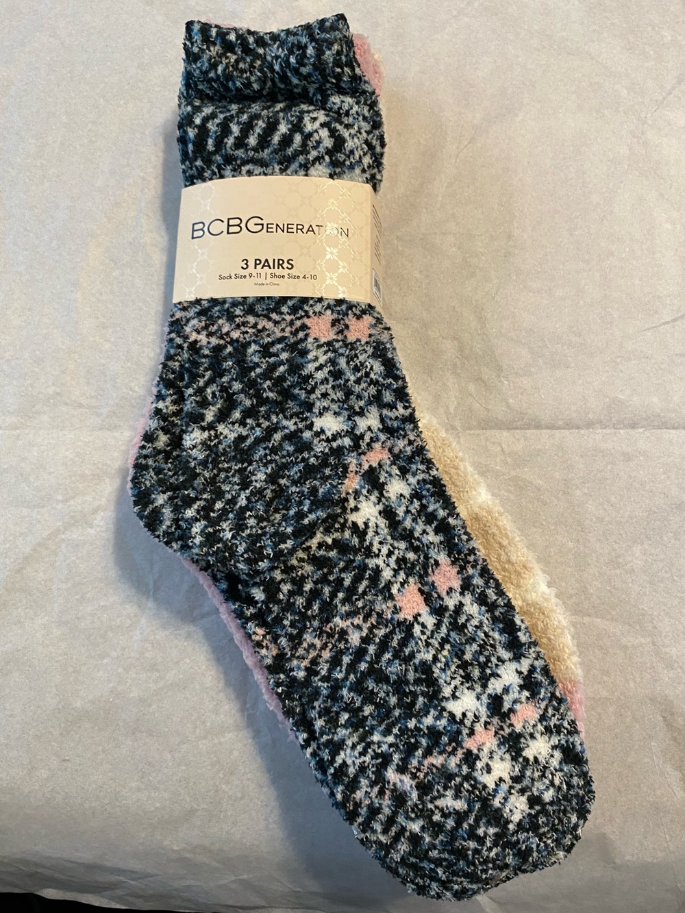 BCBGeneration Plush Socks (3 Pairs)